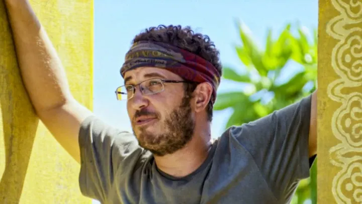Rick Devens in a tribe headband on Survivor: Edge of Extinction